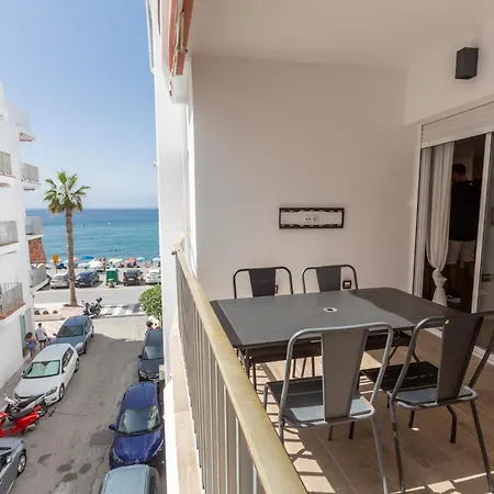 Apartment 2 Beachfront
